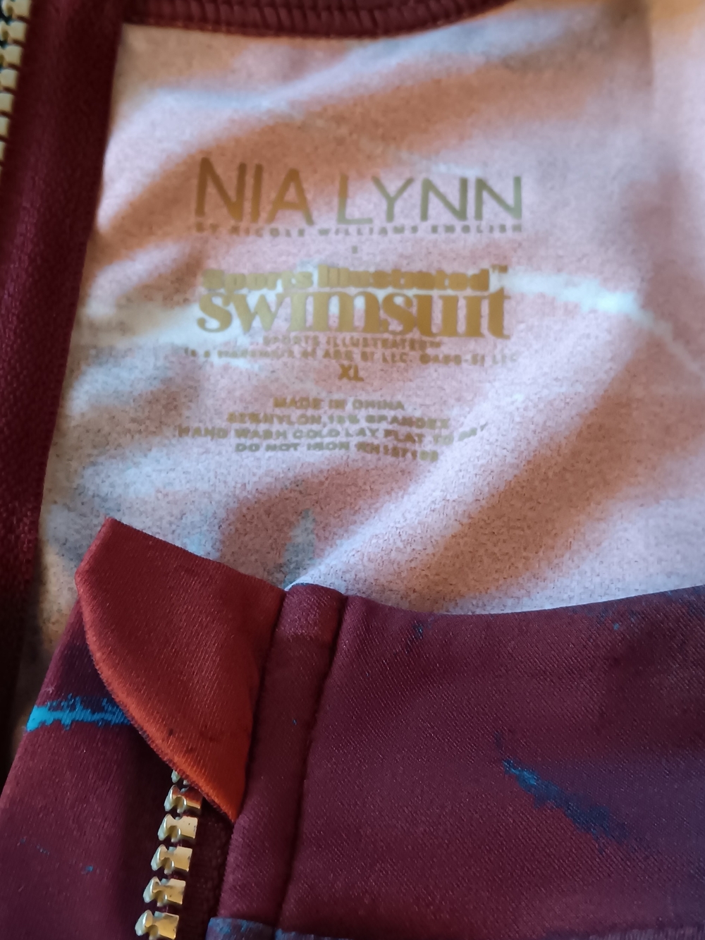 Nia Lynn Sports Illustrated Red & Blue Abstract Swimsuit Women's Size XL NWT - Picture 5 of 5
